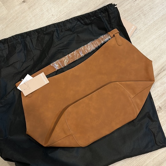 NWT Justfab slouchy hobo shoulder bag in camel - Picture 2 of 6